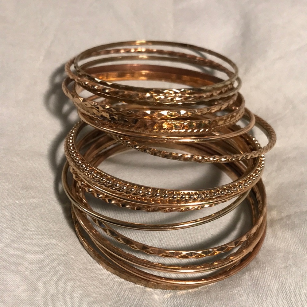 Stackable bangle bracelets